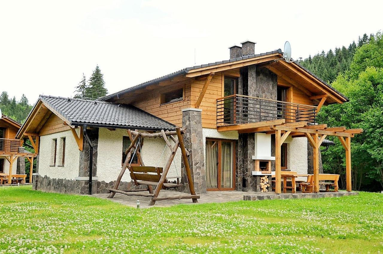 Liptovia Resort Liptovský Hrádok Exteriör bild